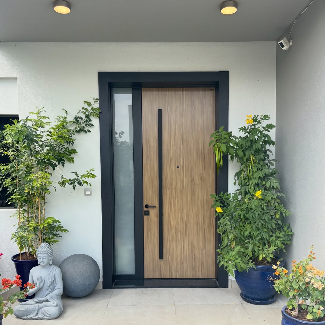Thermal break glass entrance doors installation