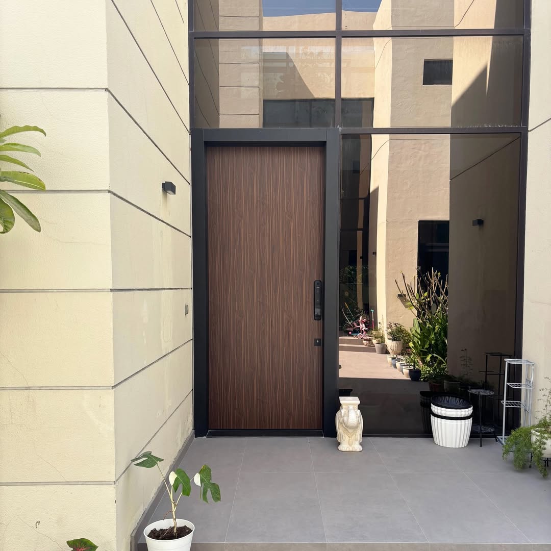 Telescopic automatic sliding glass doors system